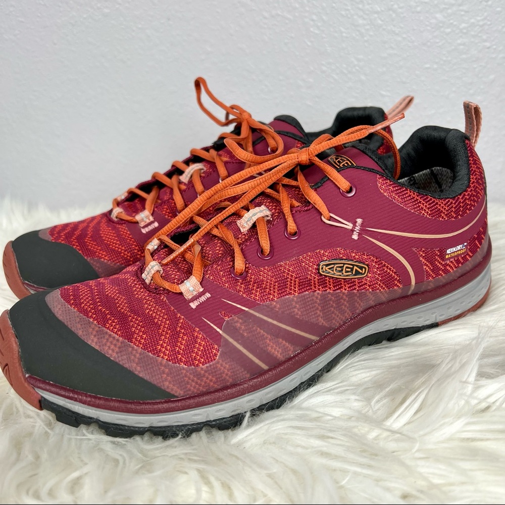 EUC Keen Terradora Hiking Sneakers - Size 9